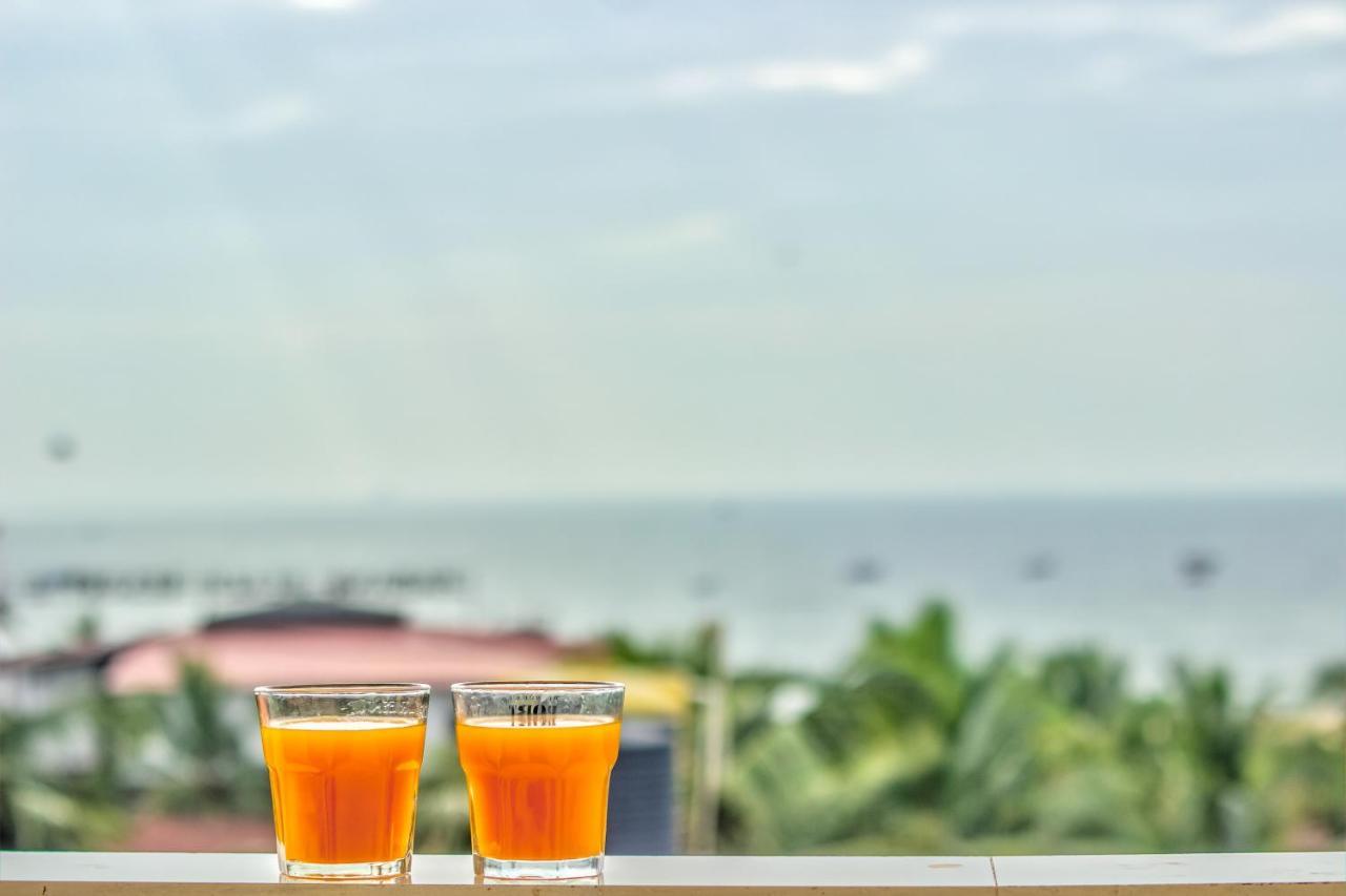 Beach Doorz Hotel Бага Екстериор снимка