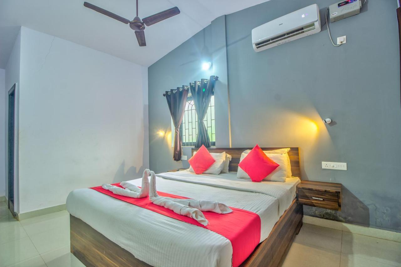 Beach Doorz Hotel Бага Екстериор снимка