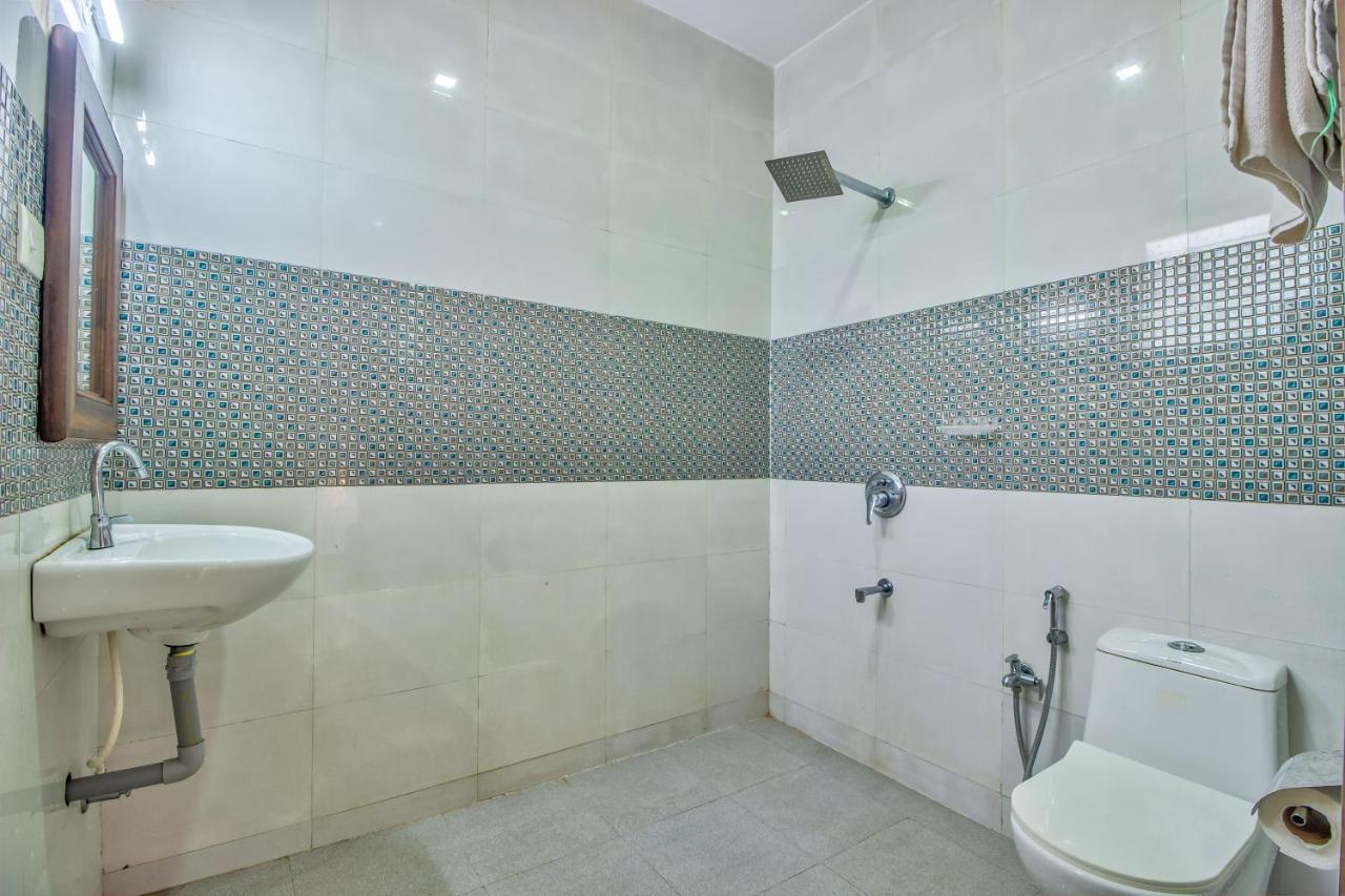 Beach Doorz Hotel Бага Екстериор снимка