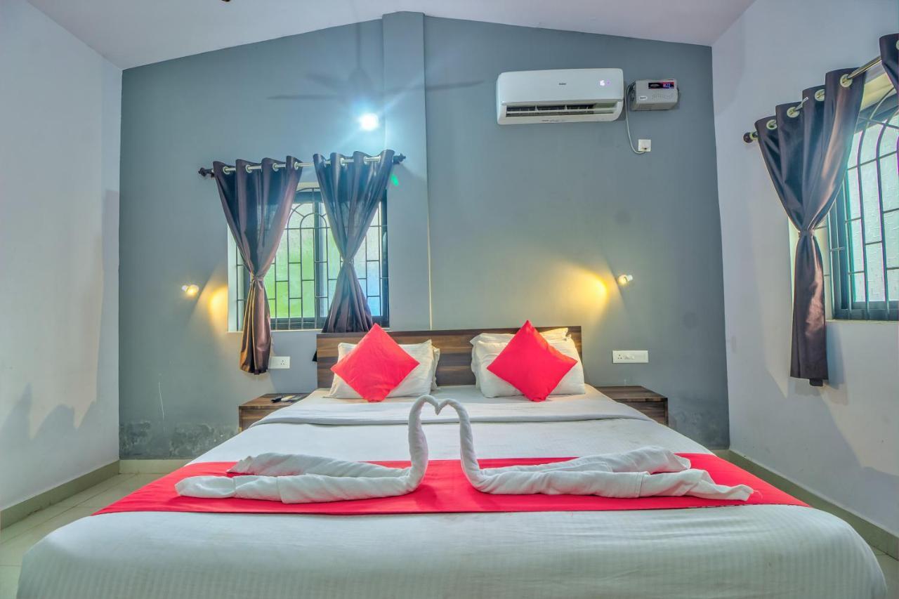 Beach Doorz Hotel Бага Екстериор снимка