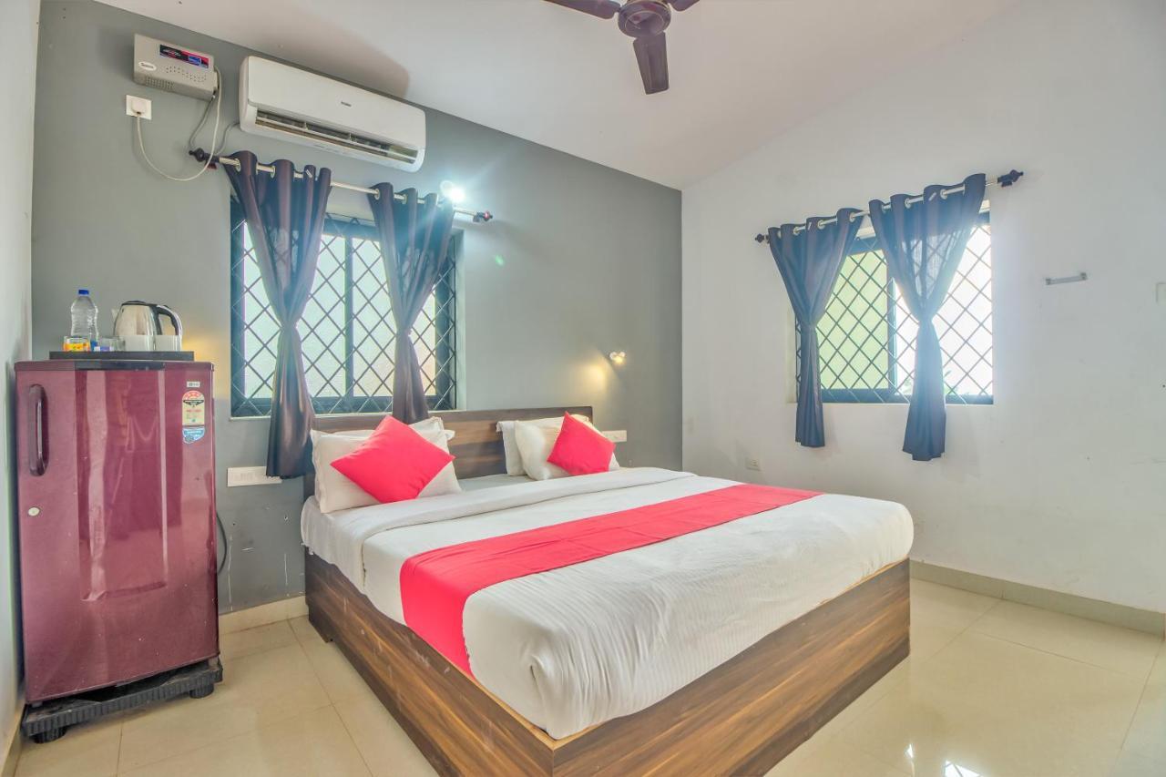 Beach Doorz Hotel Бага Екстериор снимка