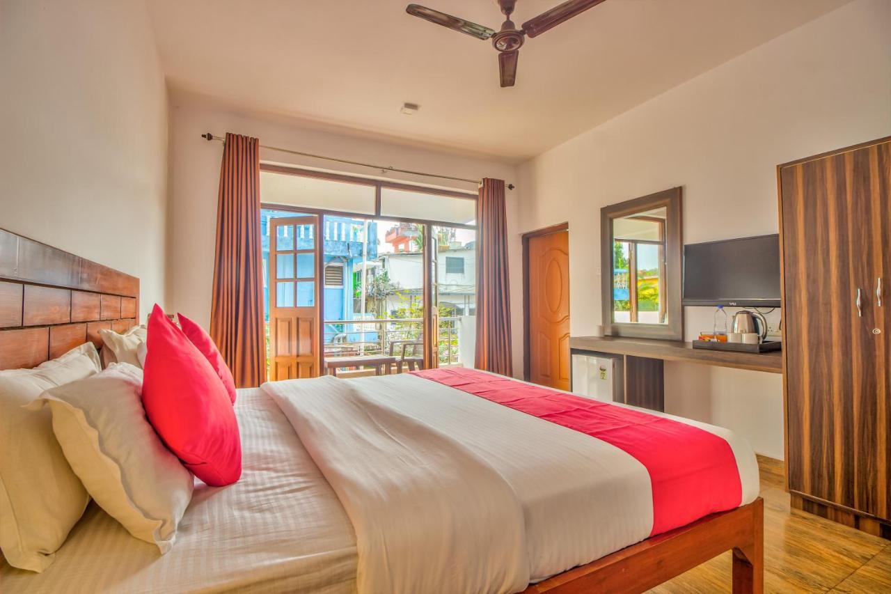 Beach Doorz Hotel Бага Екстериор снимка