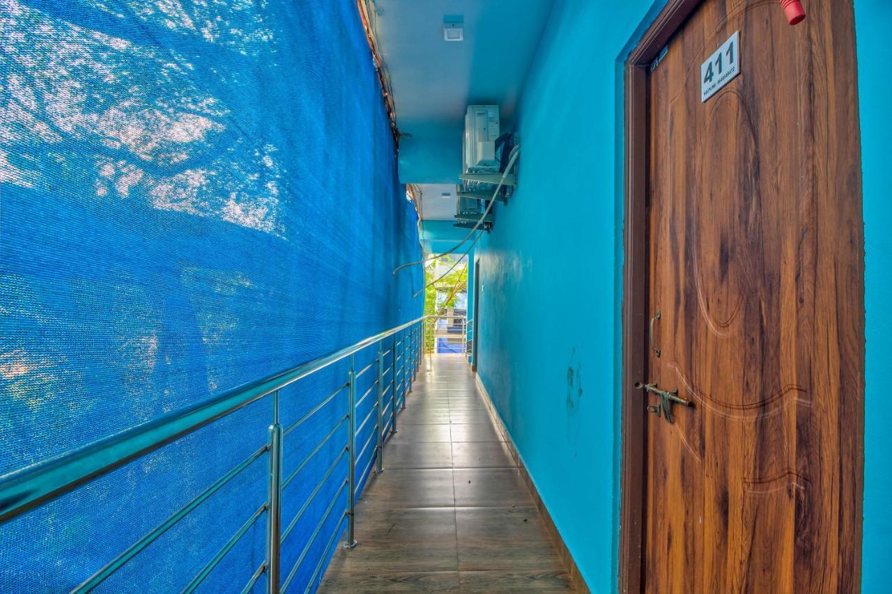 Beach Doorz Hotel Бага Екстериор снимка