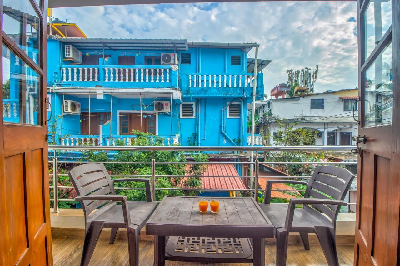 Beach Doorz Hotel Бага Екстериор снимка