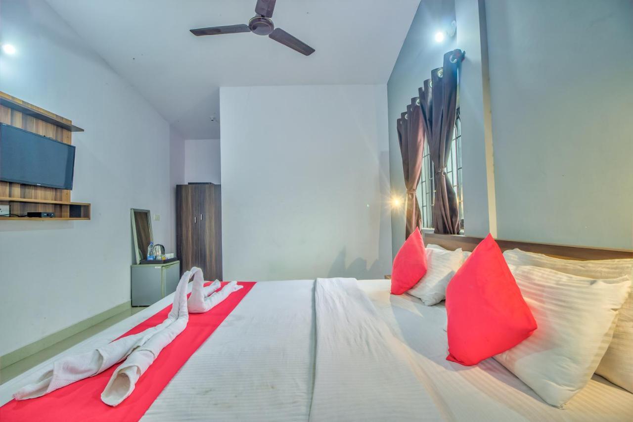 Beach Doorz Hotel Бага Екстериор снимка