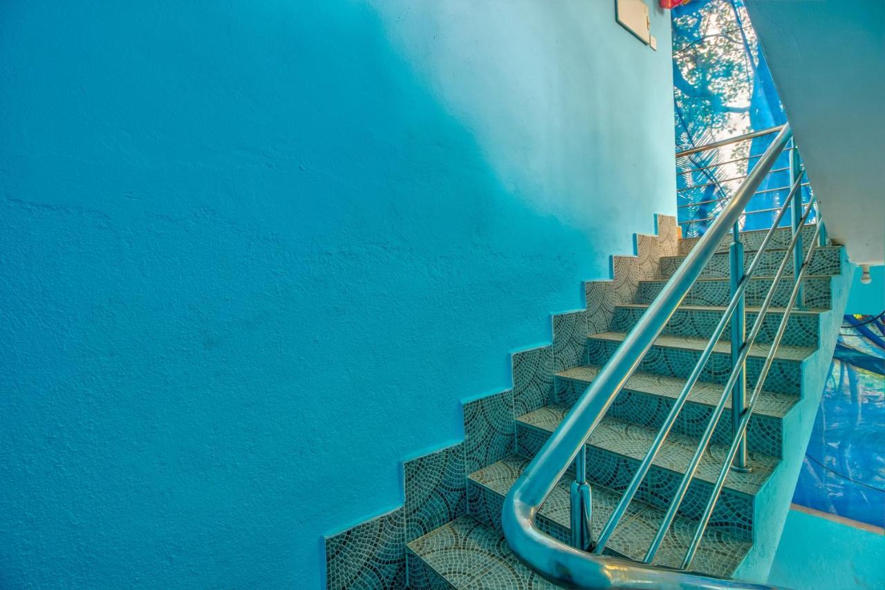 Beach Doorz Hotel Бага Екстериор снимка